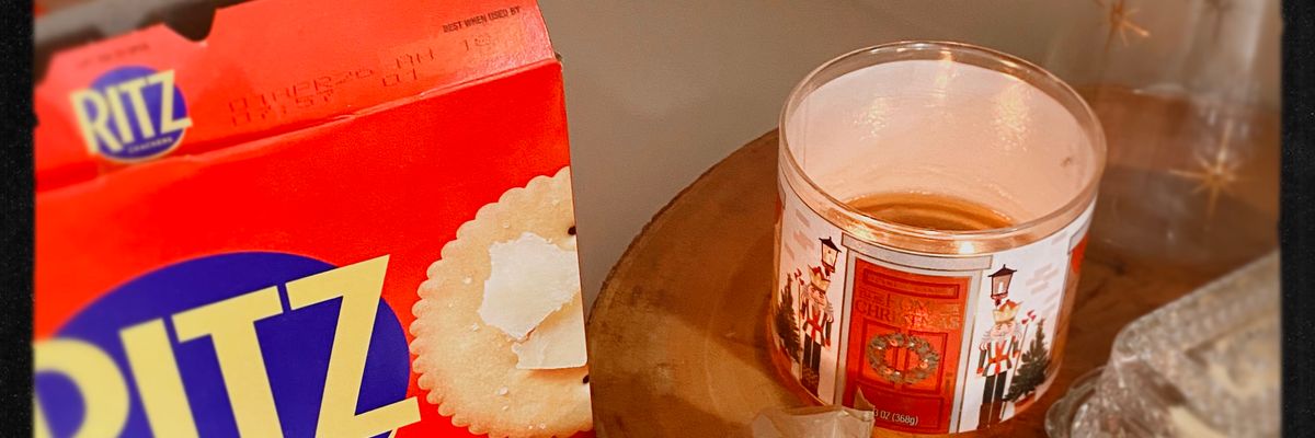 Hipsters Need A Sweet Treat Too! 
The Ultimate Christmas Crack Recipe