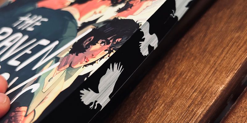 The Raven Boys get a graphic novel ! 